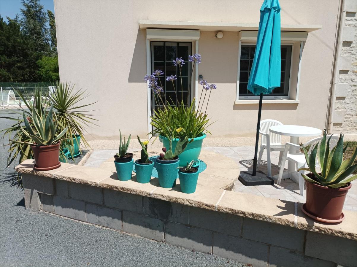 Logis De Lange Studio 2 P Saint-Hilaire-la-Palud المظهر الخارجي الصورة